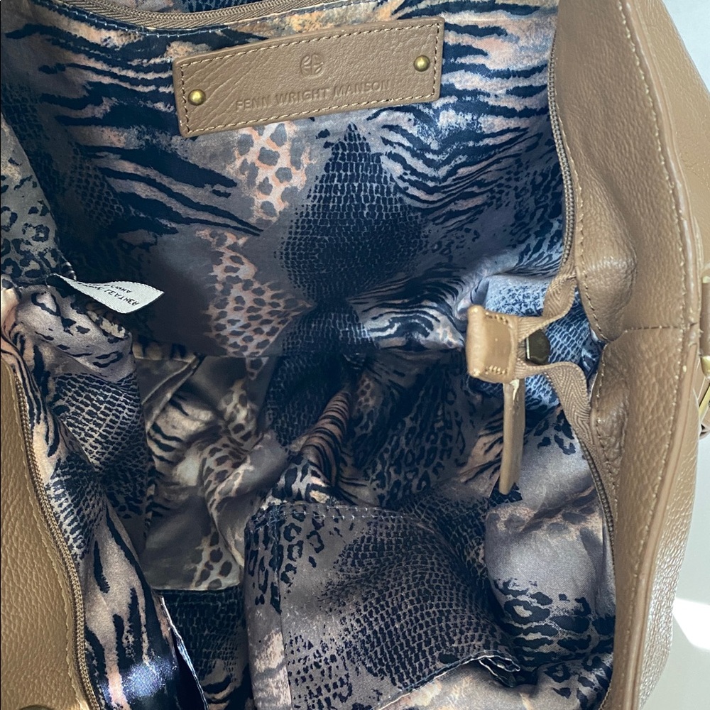 Fenn Wright Mason Brown Leather Extra Large Purse - image 8